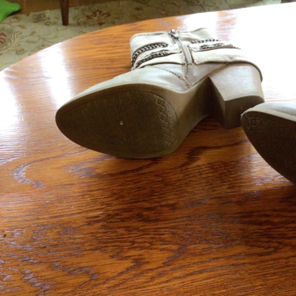 Jellypop Fedora Ankle Boooties in Brown sz 7 EUC - Picture 4 of 9